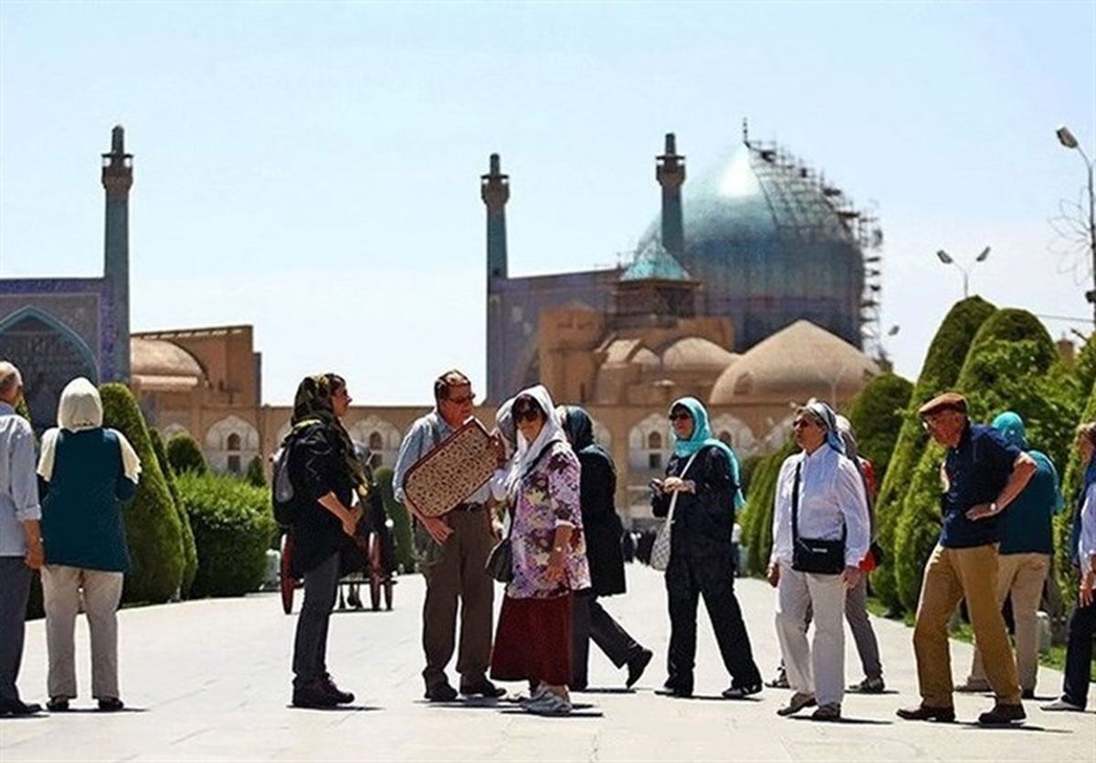  ترجمه شفاهی در تهران: راهگشای ارتباطات چندزبانه